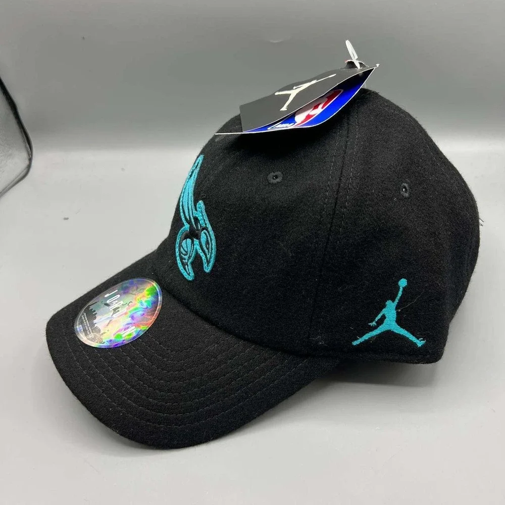 Charlotte Hornets x‎ Air Jordan Hat Men Black NBA Jumpman Strap Back Cap New